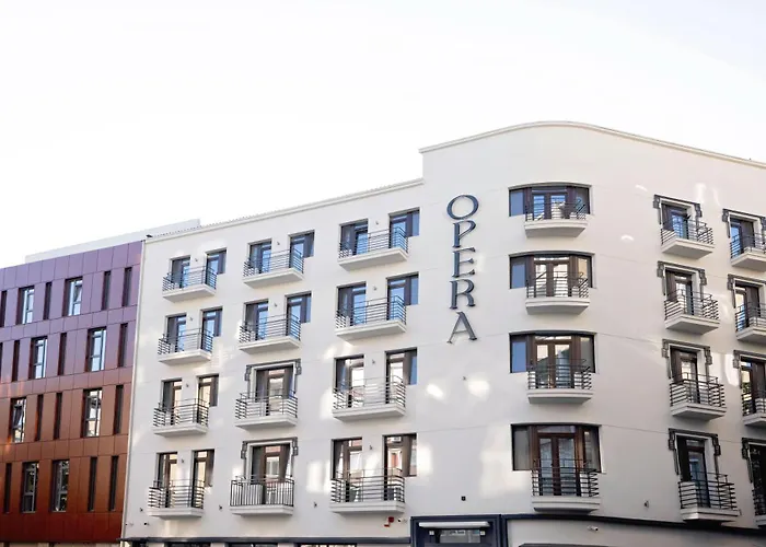 Opera Hotel