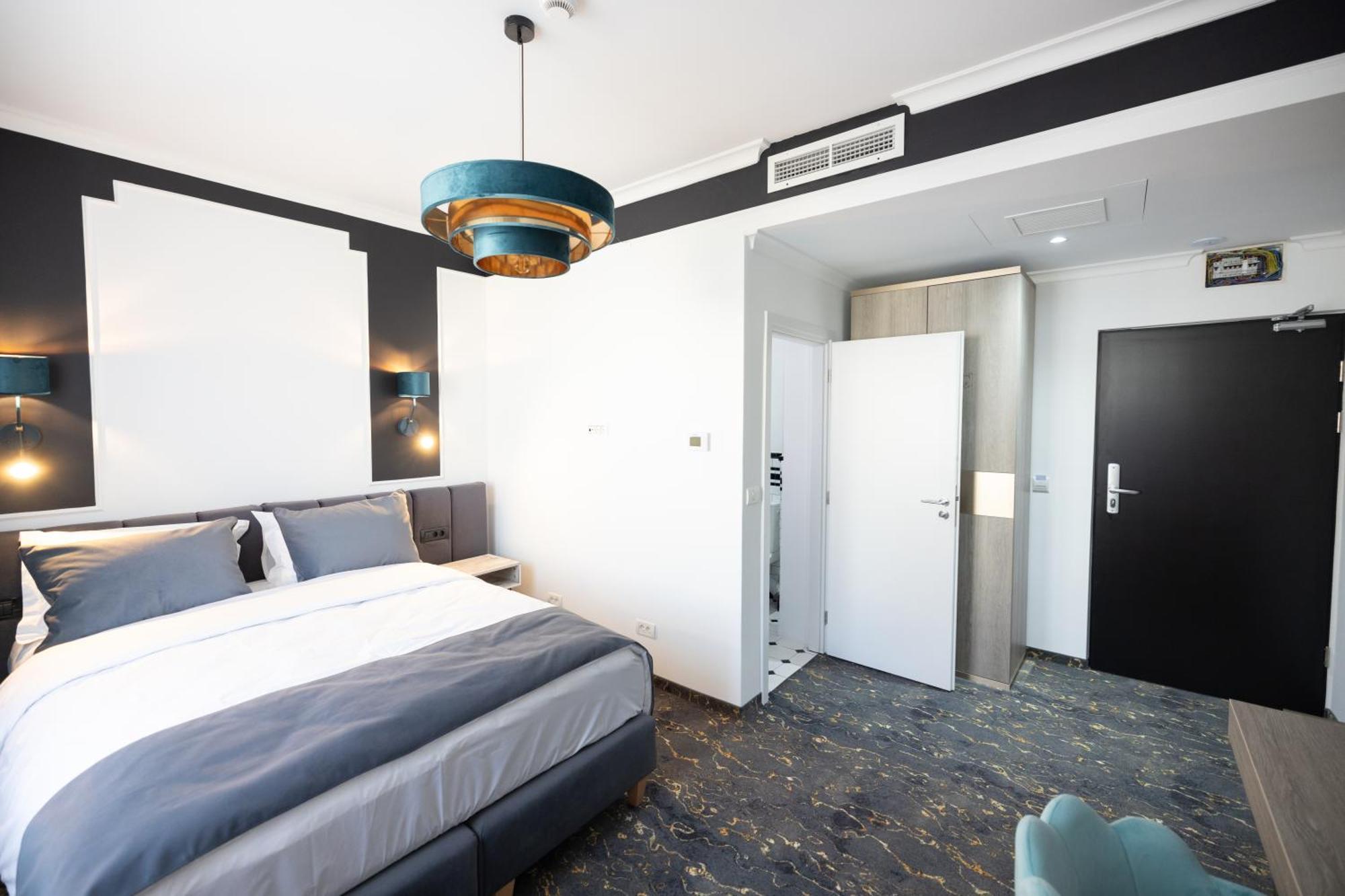 Hotel Opera