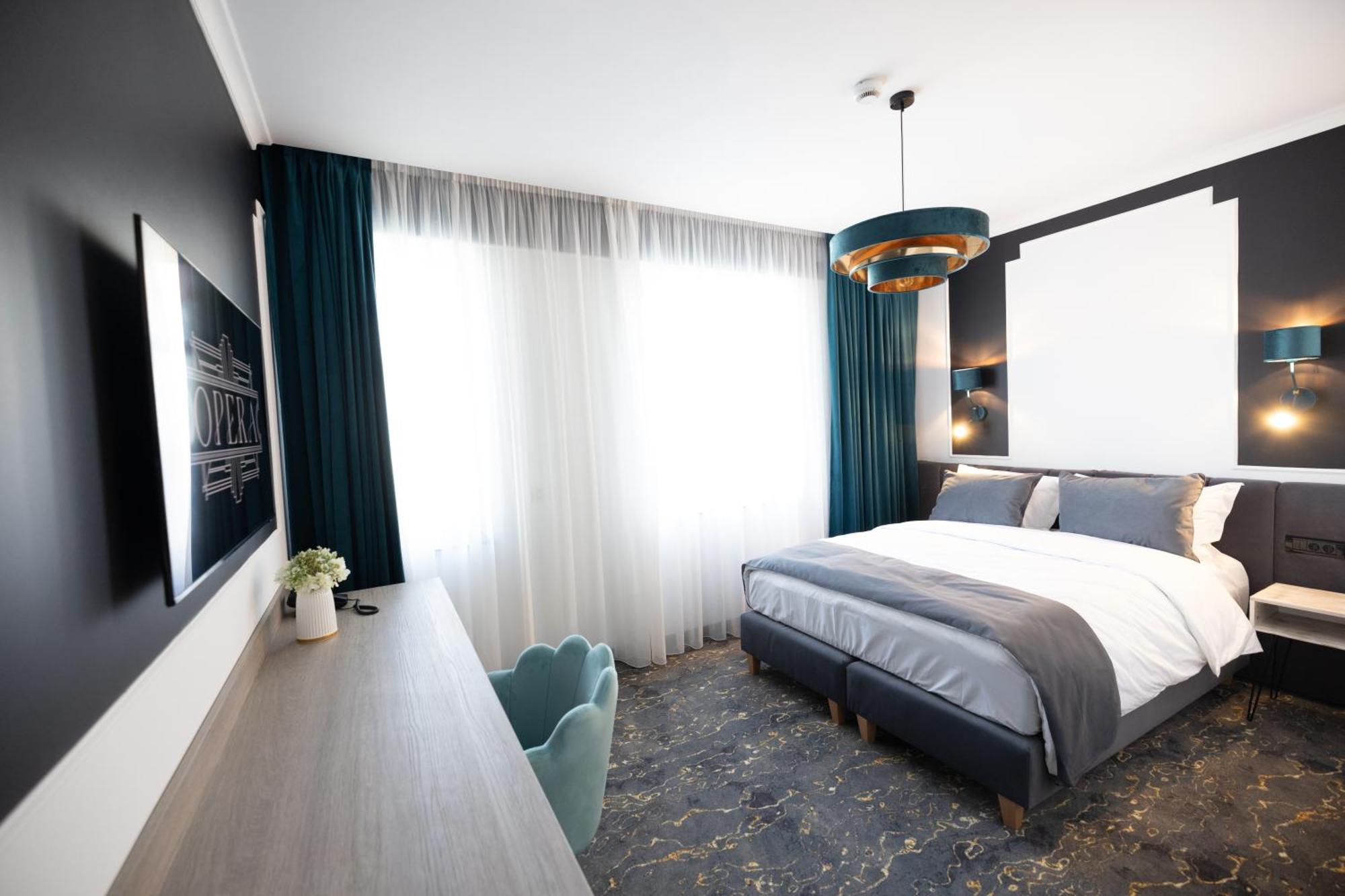 Hotel Opera