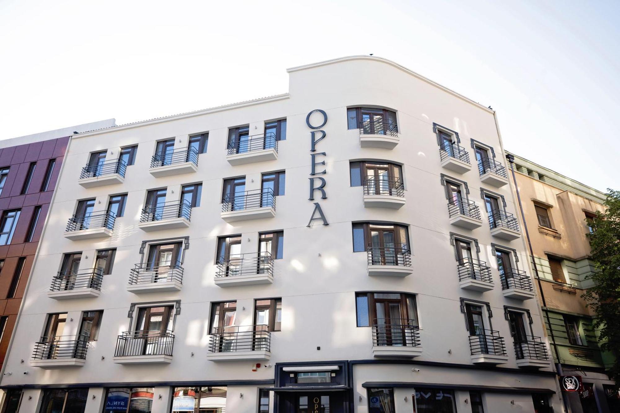 Hotel Opera